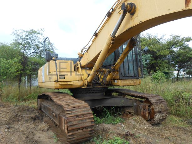 Excavator 30t - 2007