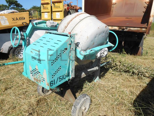 Concrete Mixer - 2013