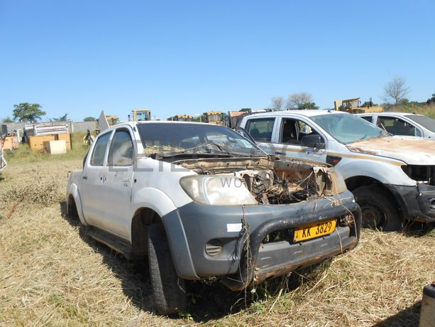 D/ Cab Pickup 4x4 - 2009