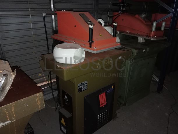 Fotografia de equipamento: Balancés de braço 