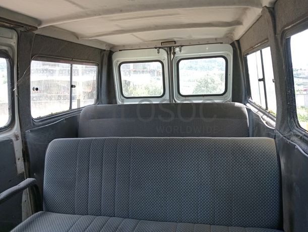Mercedes-Benz 207D
