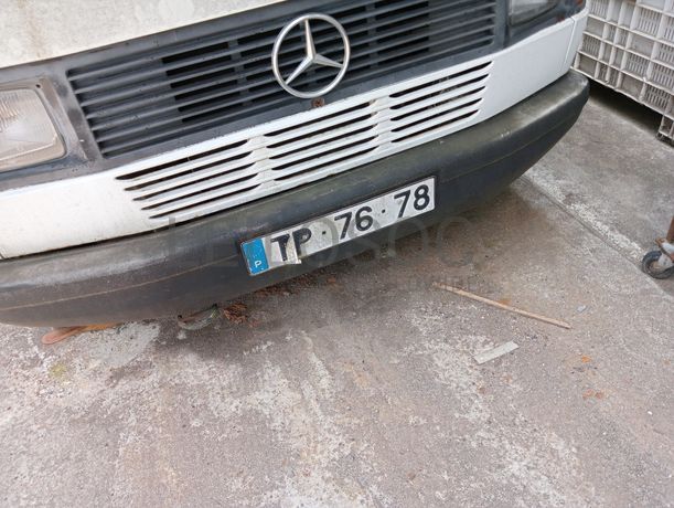 Mercedes-Benz 207D