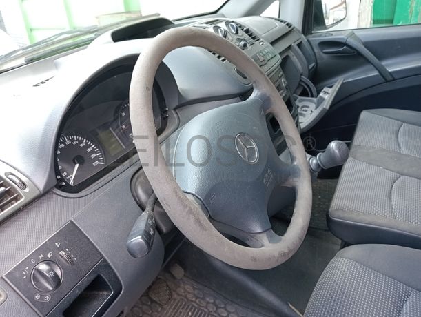 Mercedes-Benz Vito · Ano 2011