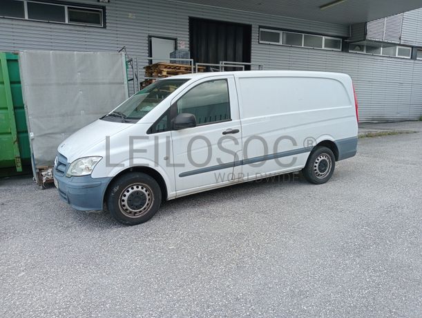 Mercedes-Benz Vito · Ano 2011