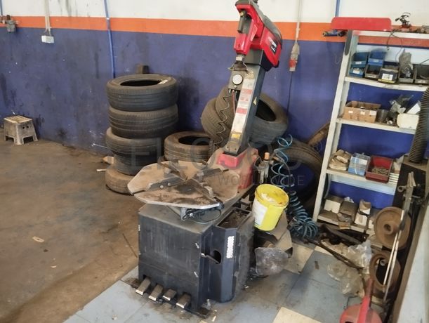 Equipamentos para a Indústria Automóvel · Veículo