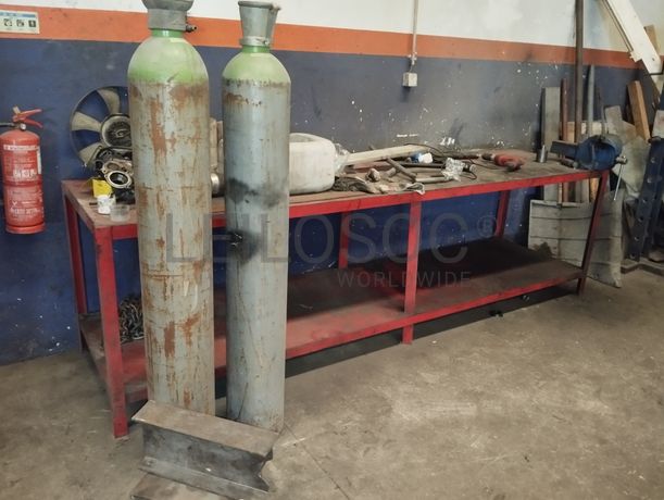 Equipamentos para a Indústria Automóvel · Veículo