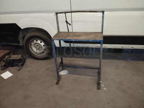 Equipamentos para a Indústria Automóvel · Veículo