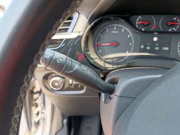 Opel Corsa · Ano 2022