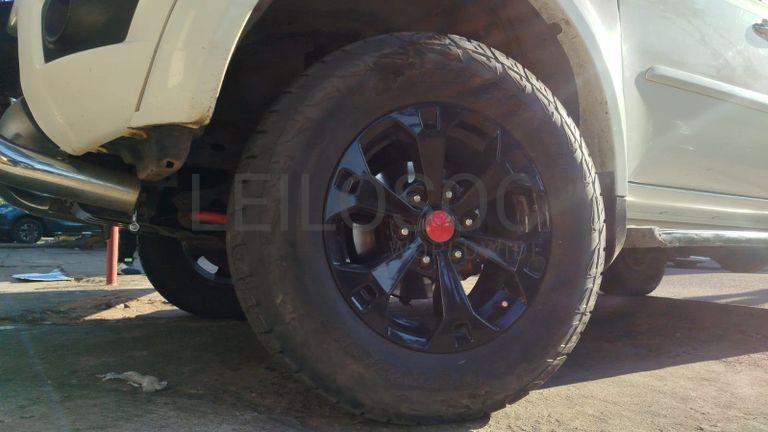 MITSUBISHI TRITON L200 2.5GLS-3,00m - 2011