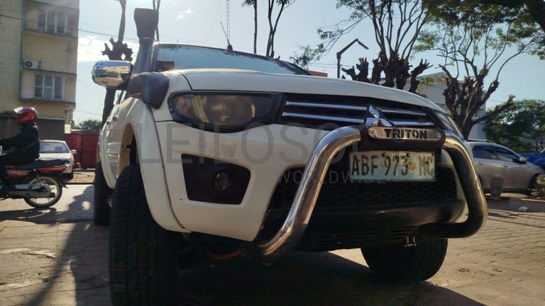 MITSUBISHI TRITON L200 2.5GLS-3,00m - 2011