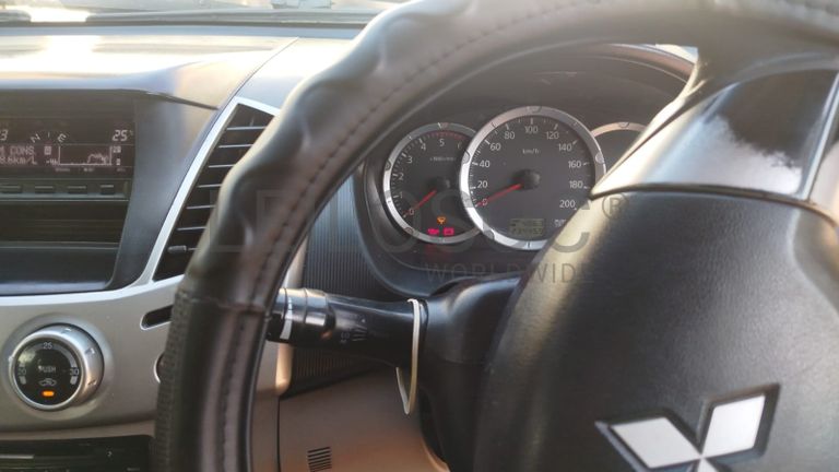 MITSUBISHI TRITON L200 2.5GLS-3,00m - 2011