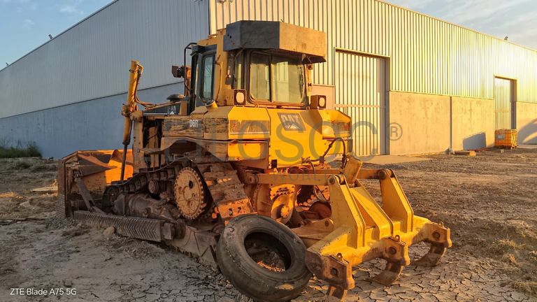 Buldozer Caterpilla D6R