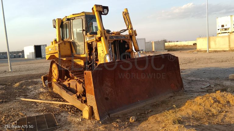 Buldozer Caterpilla D6R