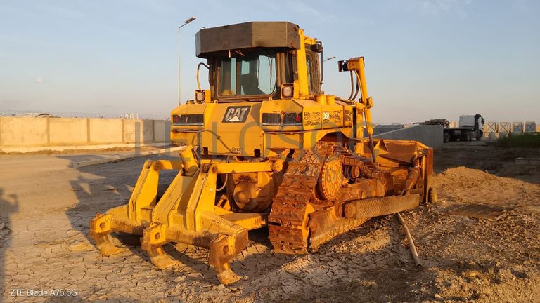 Buldozer Caterpilla D6R