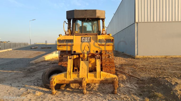 Buldozer Caterpilla D6R