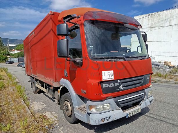 Fotografia de veículo: DAF LF 45.180 · Ano 2007 