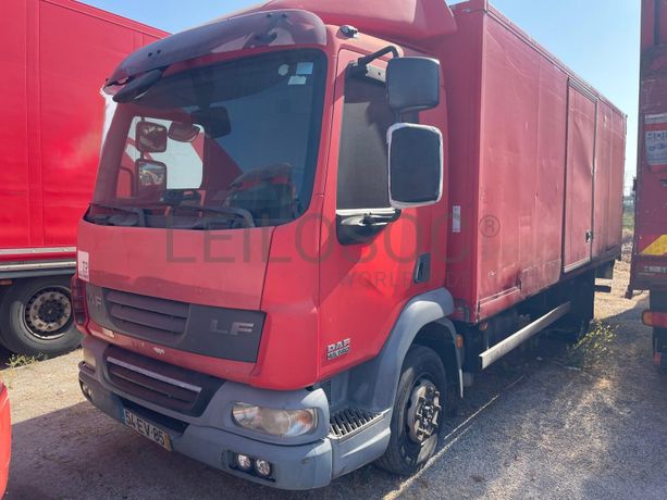 Fotografia de veículo: DAF LF 45.180 · Ano 2007   