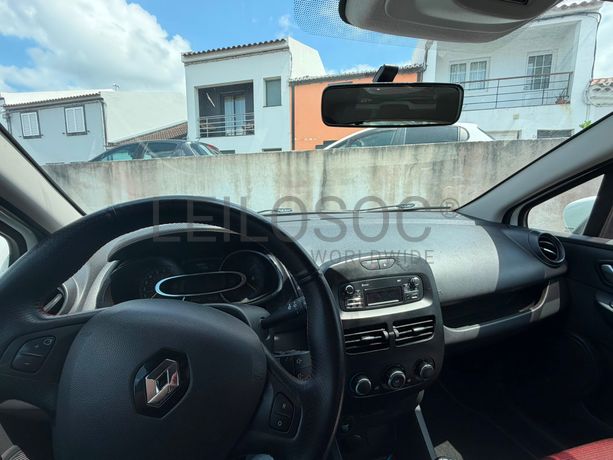 Renault Clio · Ano 2015