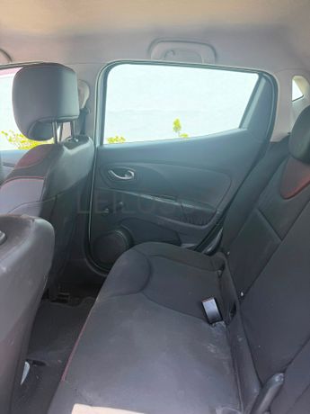 Renault Clio · Ano 2015