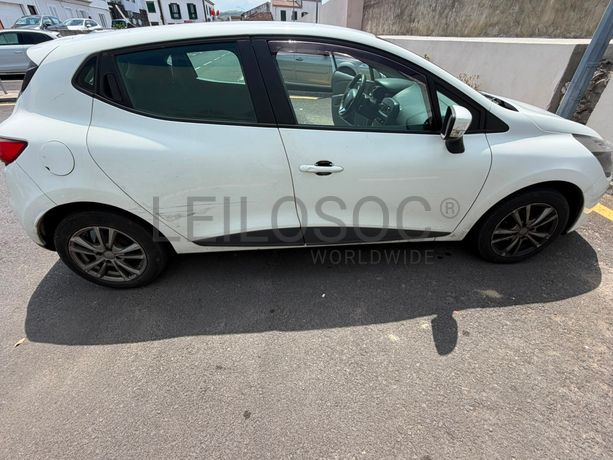 Renault Clio · Ano 2015
