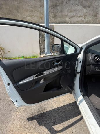 Renault Clio · Ano 2015