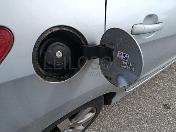 Peugeot 308 · Ano 2008