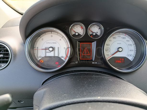 Peugeot 308 · Ano 2008