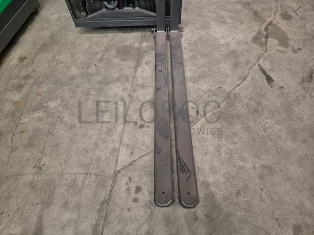Empilhador Linde · Ano 2005 · 1500 KG