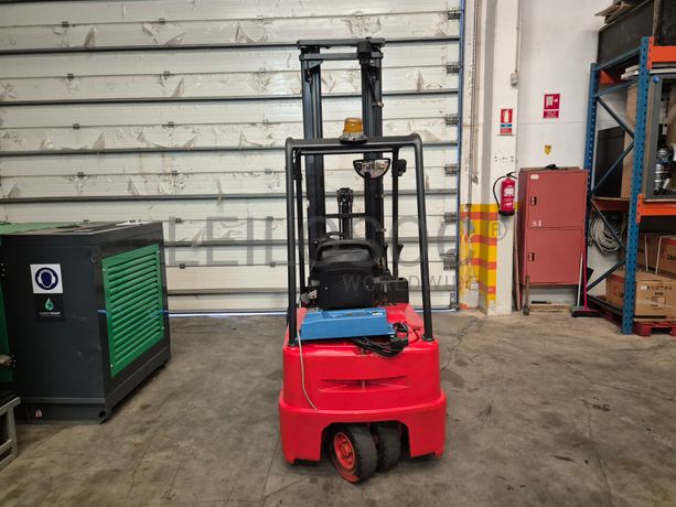 Empilhador Linde · Ano 2005 · 1500 KG