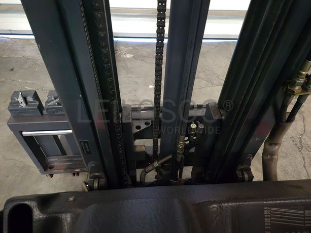 Empilhador Linde · Ano 2005 · 1500 KG