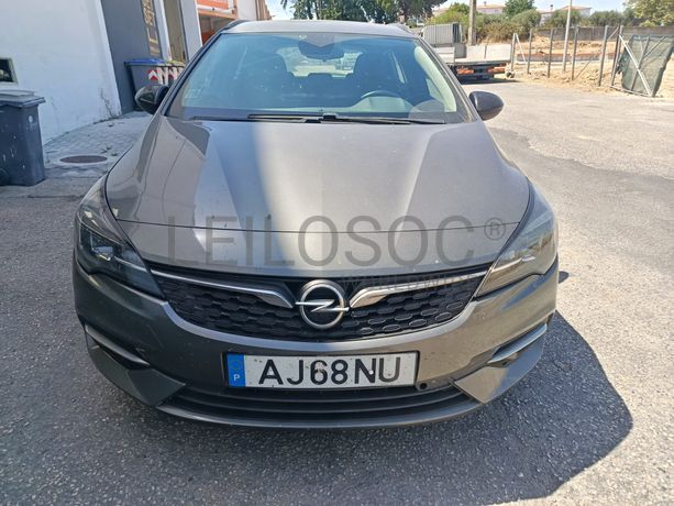 Opel Astra · Ano 2021