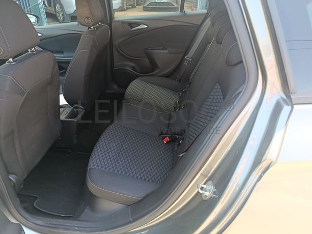 Opel Astra · Ano 2021