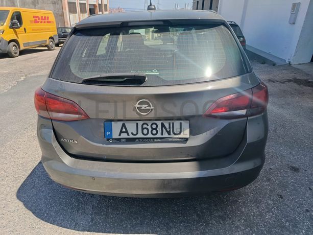 Opel Astra · Ano 2021