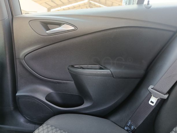Opel Astra · Ano 2021