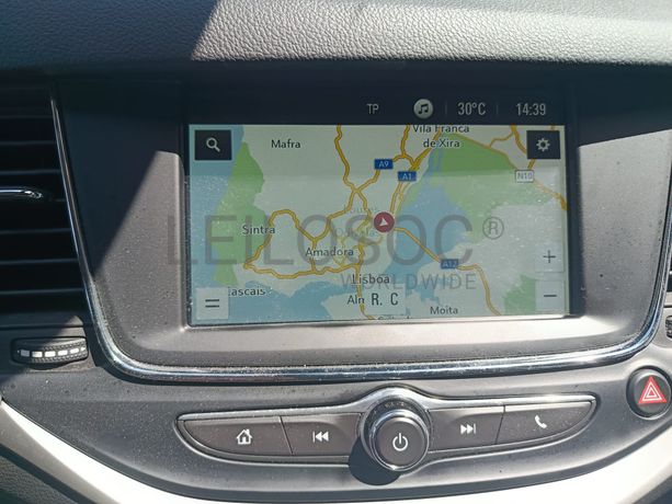 Opel Astra · Ano 2021