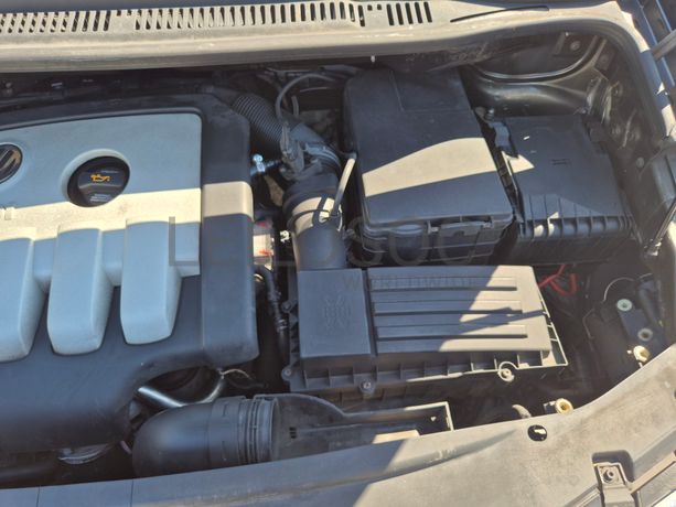 Volkswagen Touran · Ano 2005
