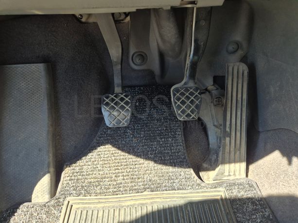 Volkswagen Touran · Ano 2005