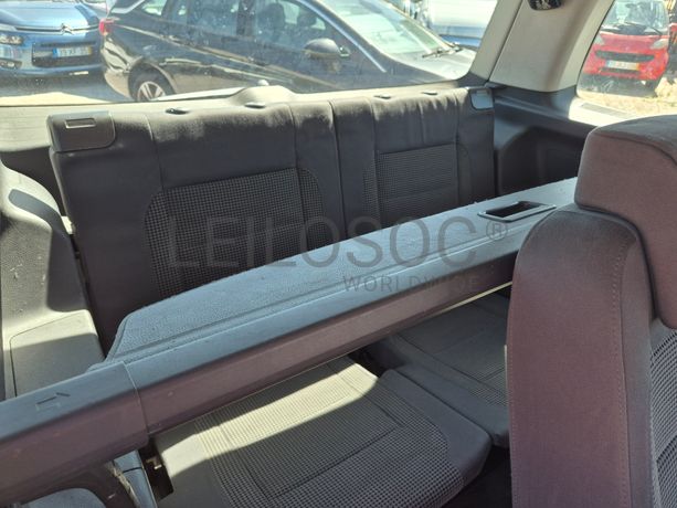 Volkswagen Touran · Ano 2005
