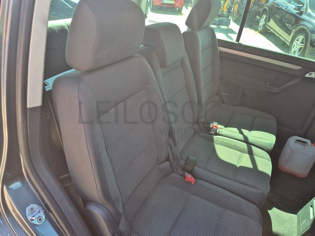 Volkswagen Touran · Ano 2005