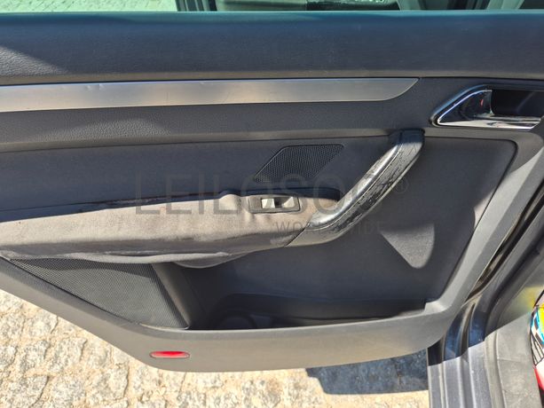 Volkswagen Touran · Ano 2005