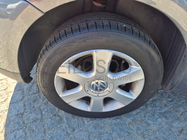 Volkswagen Touran · Ano 2005