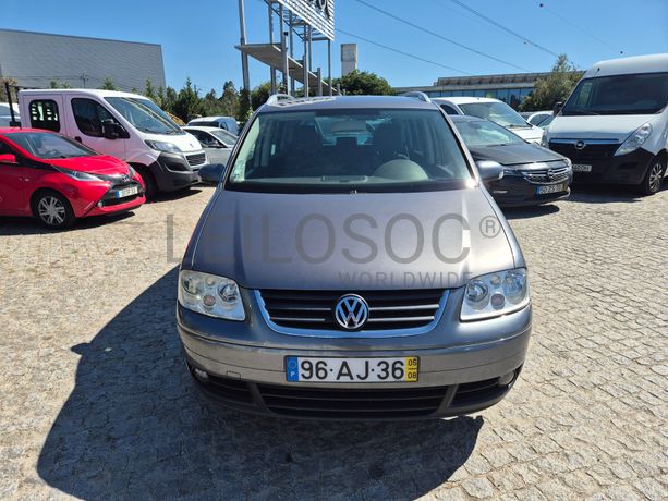 Volkswagen Touran · Ano 2005