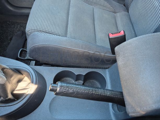 Volkswagen Touran · Ano 2005