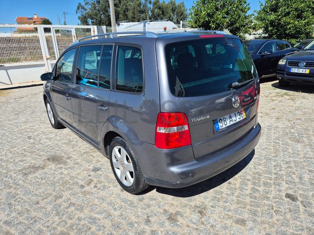 Volkswagen Touran · Ano 2005