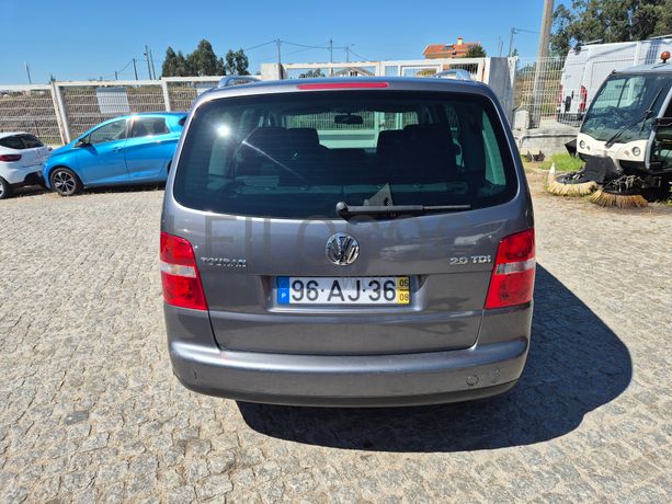 Volkswagen Touran · Ano 2005
