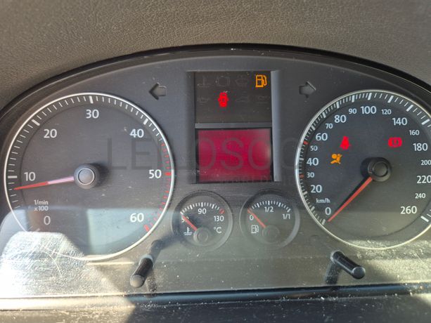Volkswagen Touran · Ano 2005