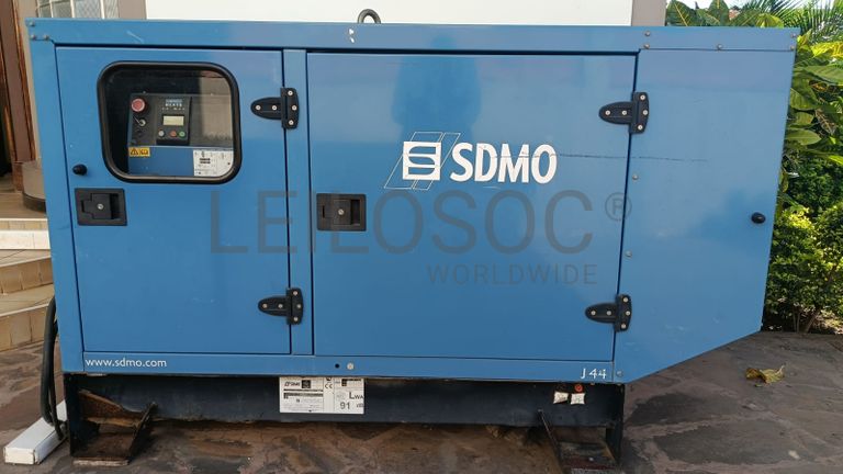 Gerador SDMO J44K - 2012