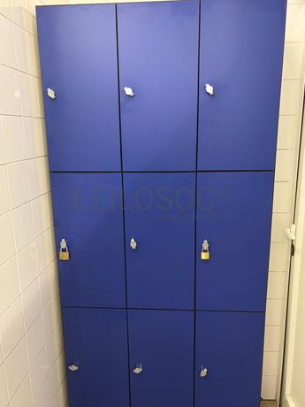 Fotografia de equipamento: Cacifo / Armário Fenólico