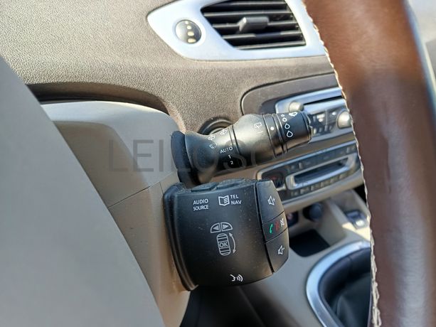 Renault Scénic · Ano 2010
