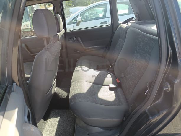 Fiat Punto 1.2 16V · Ano 1999